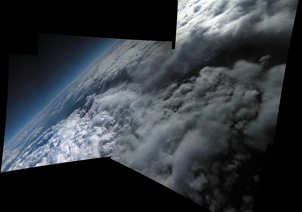 La copertura nuvolosa vista da StratoSpera 5. Mosaico di Riccardo Rossi