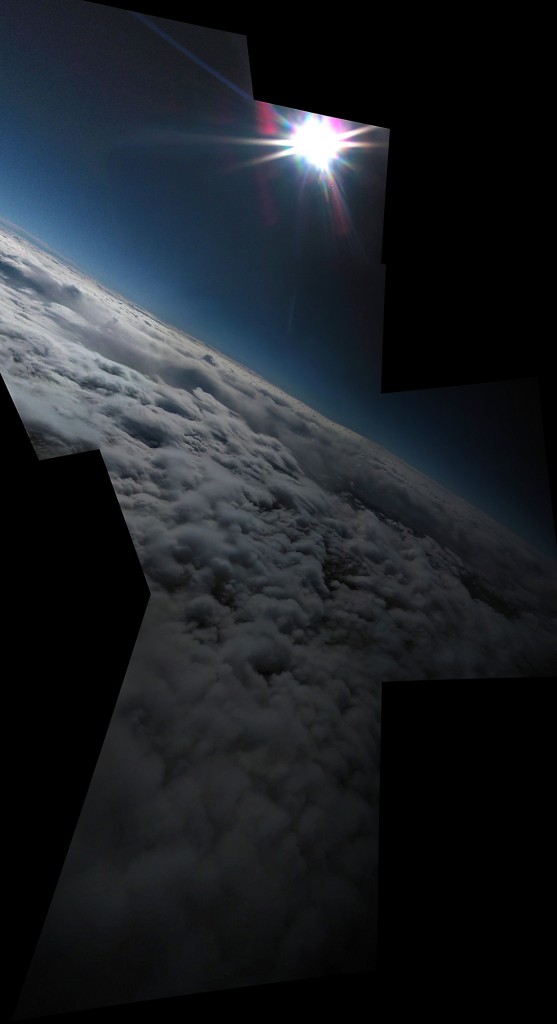La copertura nuvolosa vista da StratoSpera 5. Mosaico di Riccardo Rossi La copertura nuvolosa vista da StratoSpera 5. Mosaico di Riccardo Rossi