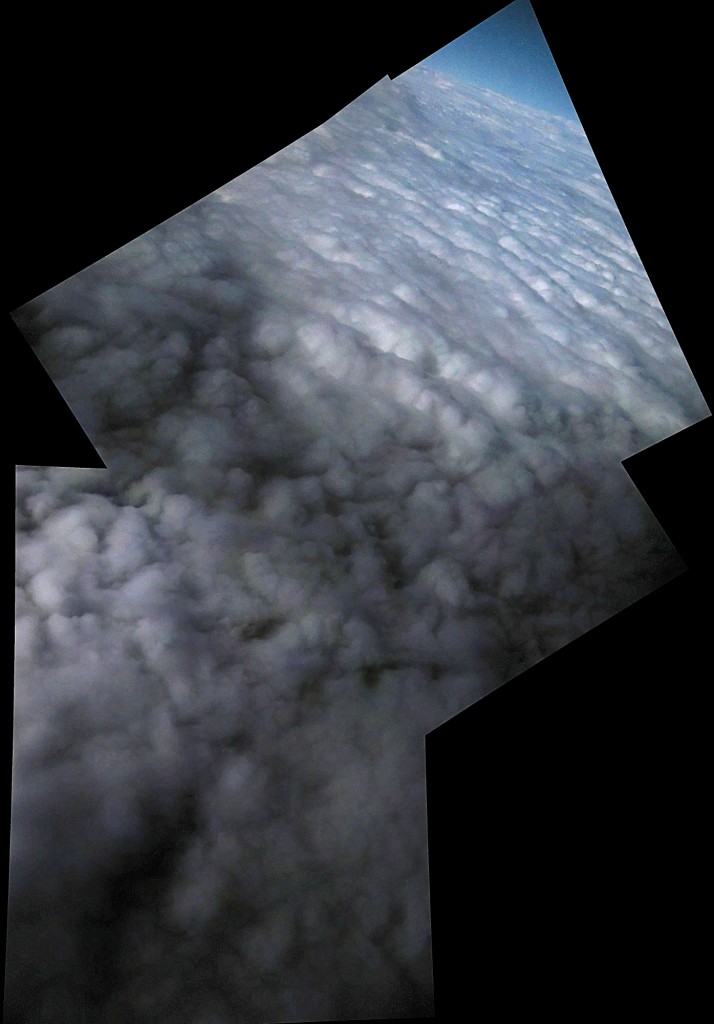 La copertura nuvolosa vista da StratoSpera 5. Mosaico di Riccardo Rossi La copertura nuvolosa vista da StratoSpera 5. Mosaico di Riccardo Rossi